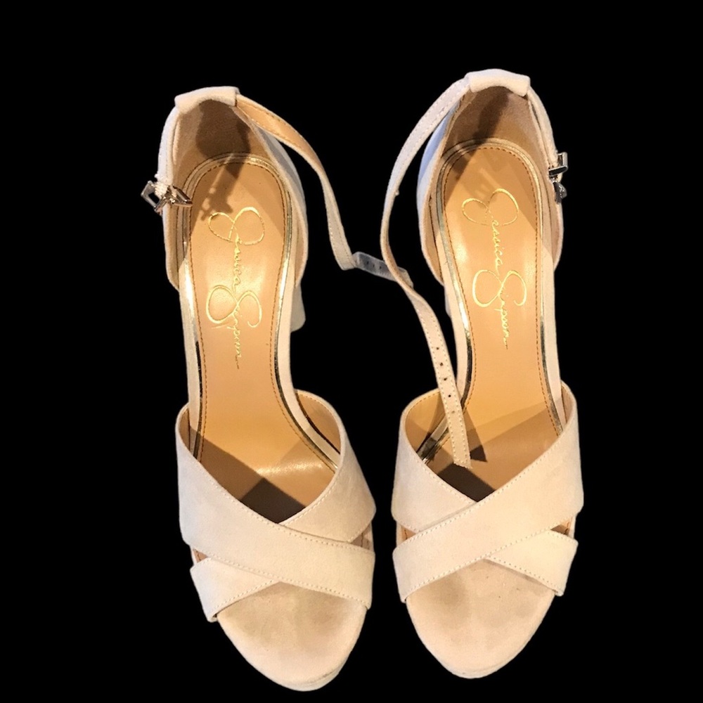 Jessica Simpson beige heels